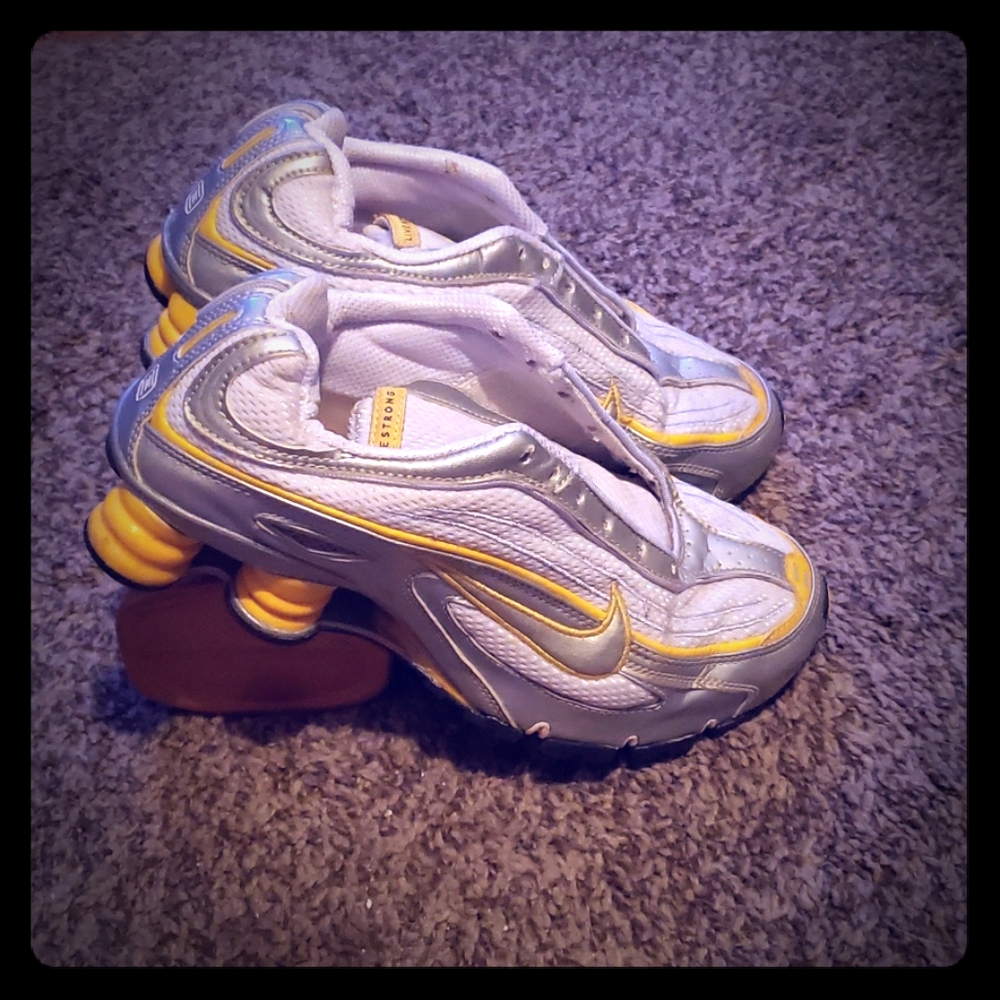 Livestrong Shox